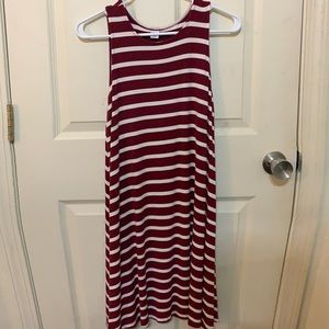 Old navy maroon and white swing dress